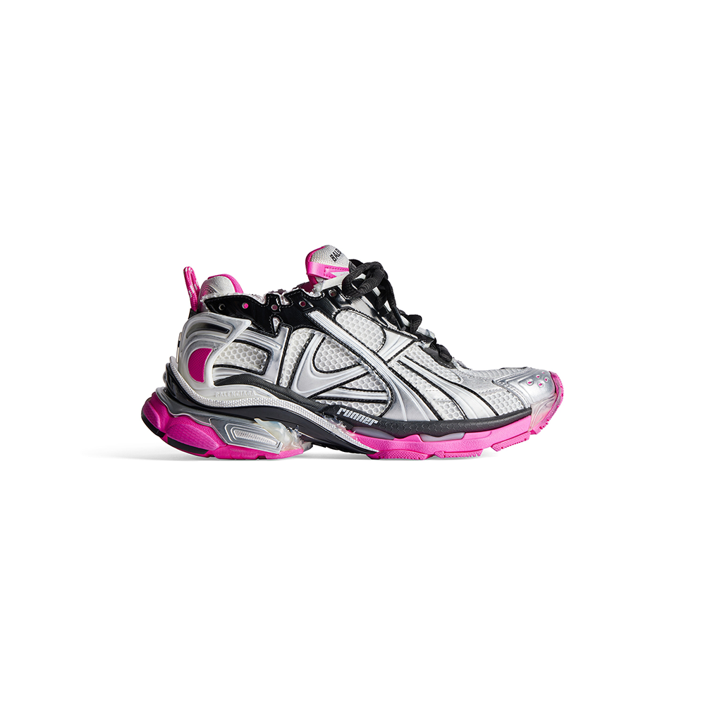 Women's Runner Sneaker in Silver/black/neon-pink