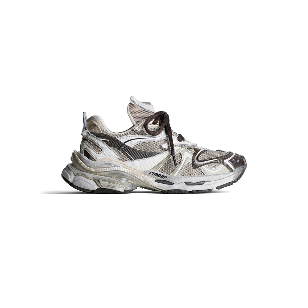 Women's Runner 2.0 Sneaker in Beige