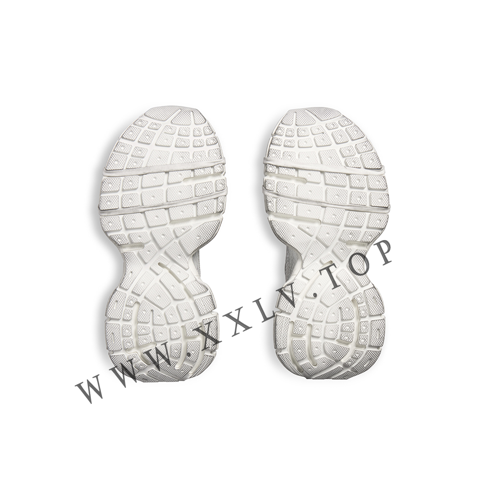 Women's 3xl Sneaker in White - Image 5