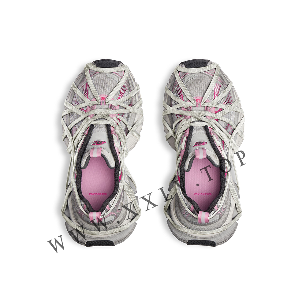 Women's 3xl Extreme Lace Sneaker in White/grey - Image 3