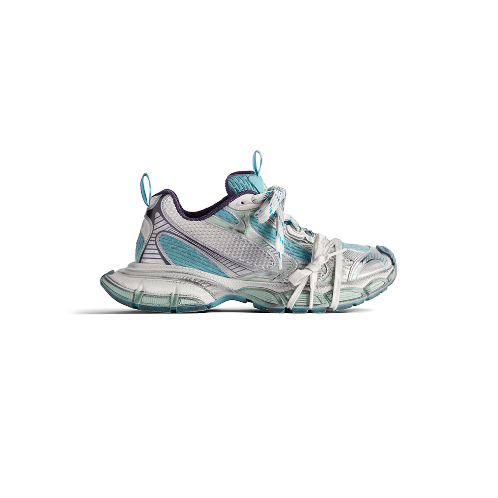 Women's 3xl Sneaker in Light Blue/white/purple