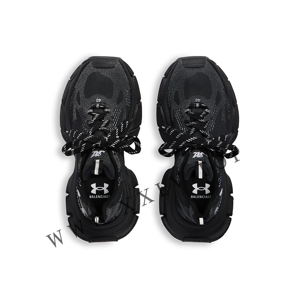 Women's Under ArmourĀ® 3xl Knit Sneaker in Black/white - Image 5