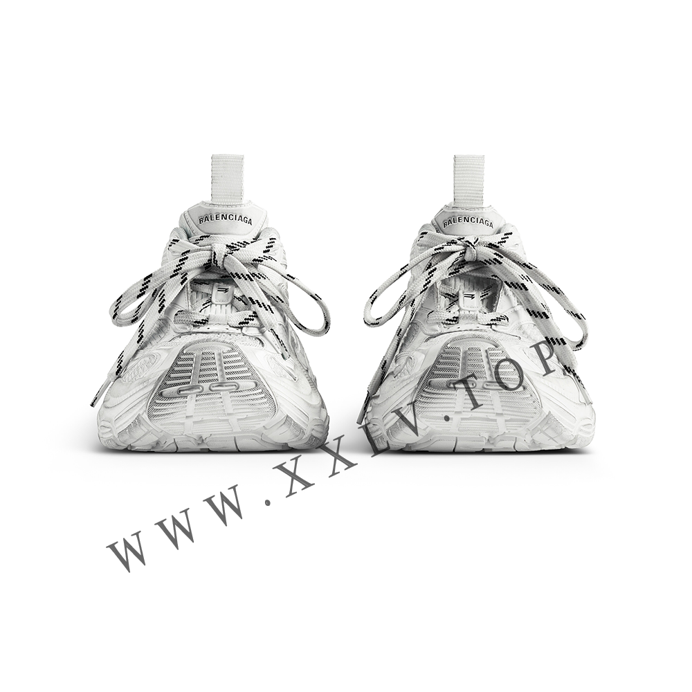 Women's 6xl Sneaker in White - Image 2