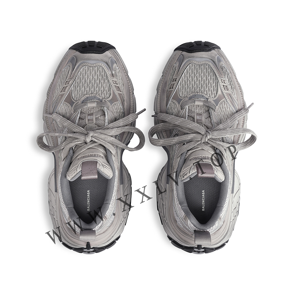 Women's 6xl Sneaker in Taupe/grey/black - Image 3