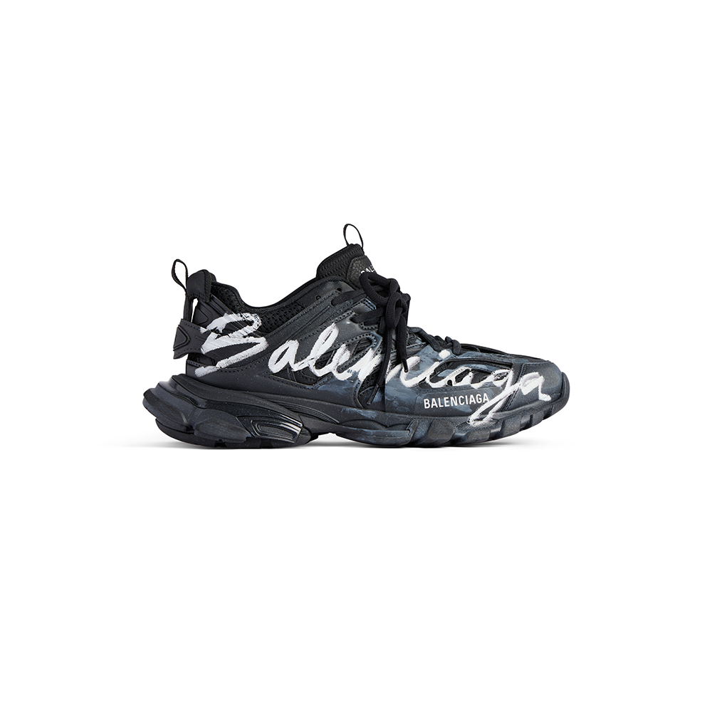 Women's Track Signature Sneaker in Black/white