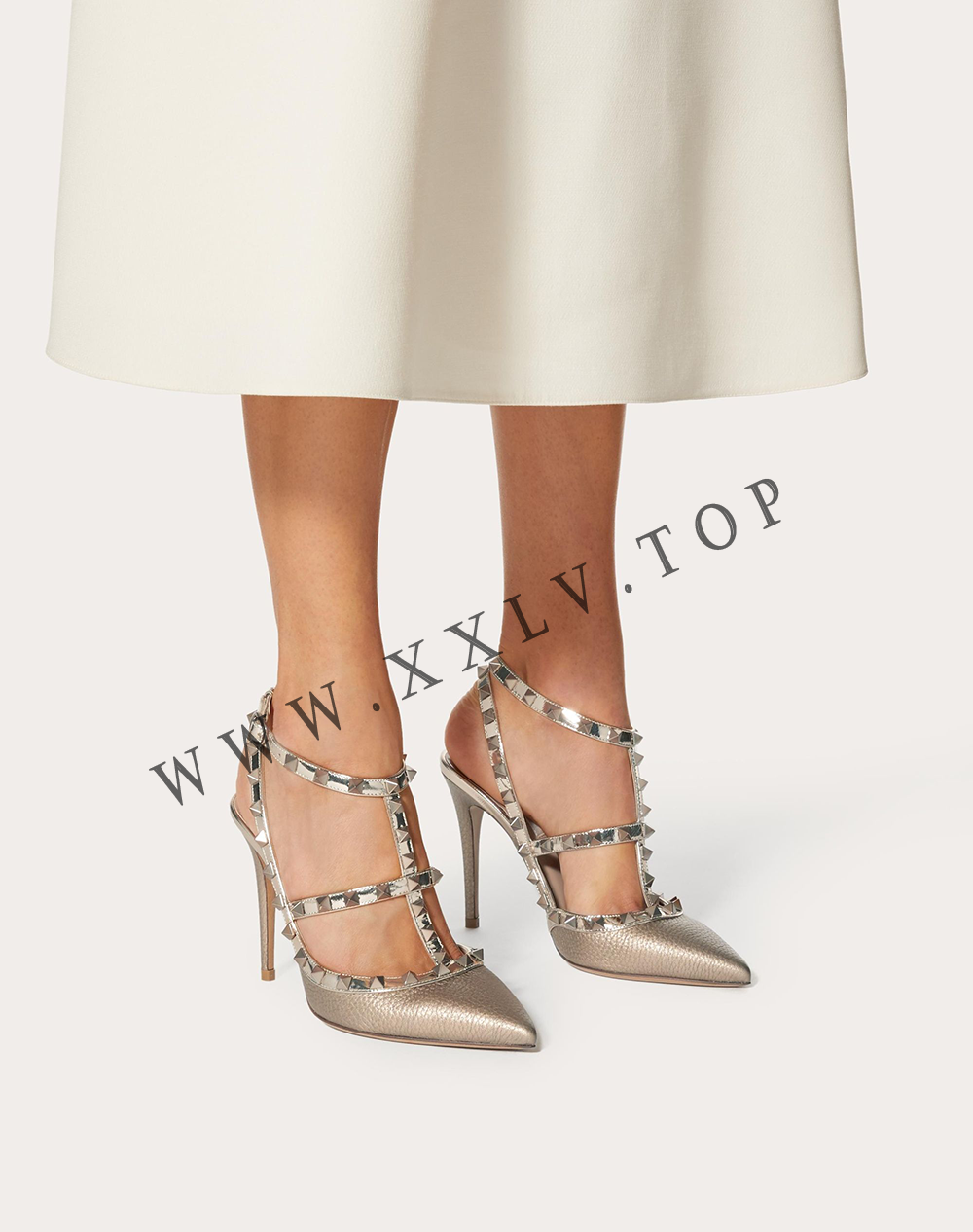 ROCKSTUD METALLIC ANKLE STRAP PUMP 100 MM - Image 2