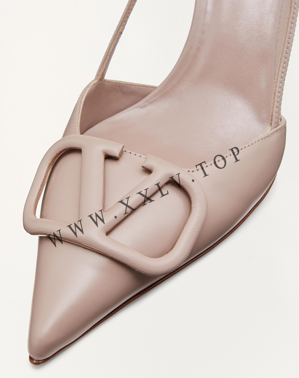 VLOGO SIGNATURE CALFSKIN SLINGBACK PUMP 80 MM / 3.15 IN. - Image 4