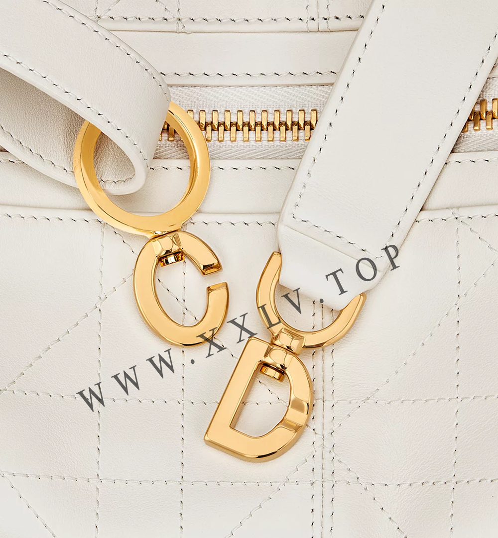 Small D-Journey Bag in Vintage Smooth Calfskin - Image 2