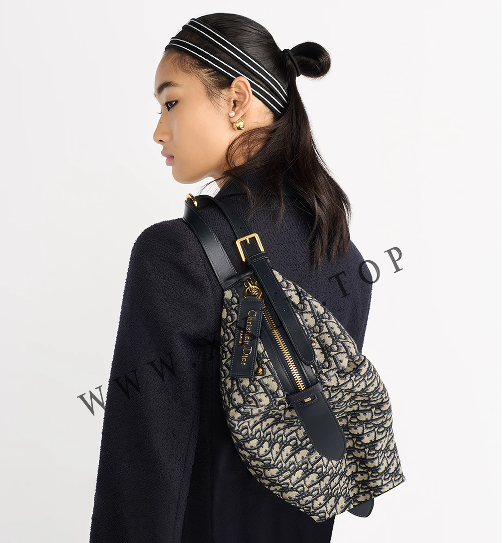Large D-Journey Bag - Image 3