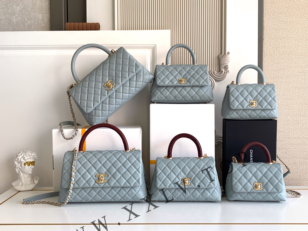 Large Flap Bag with Top Handle - Image 6