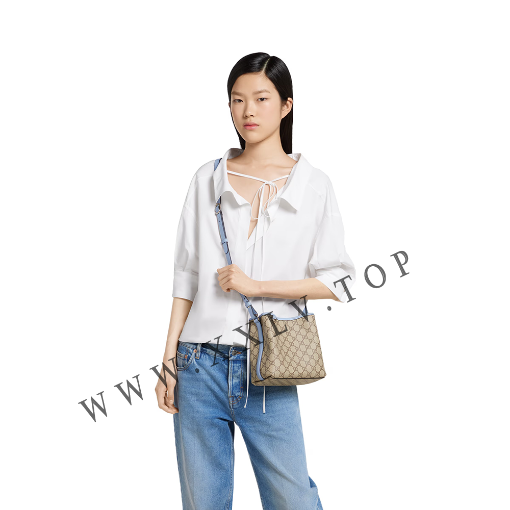 GG Emblem small bucket bag 815118 - Image 2