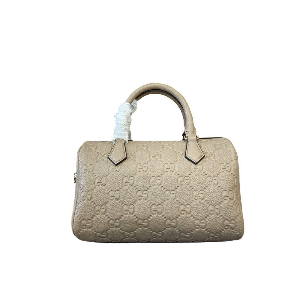 GG Emblem medium top handle bag 815255