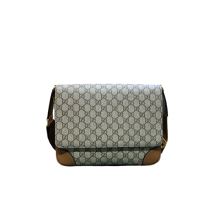 GG Emblem medium crossbody bag    821154