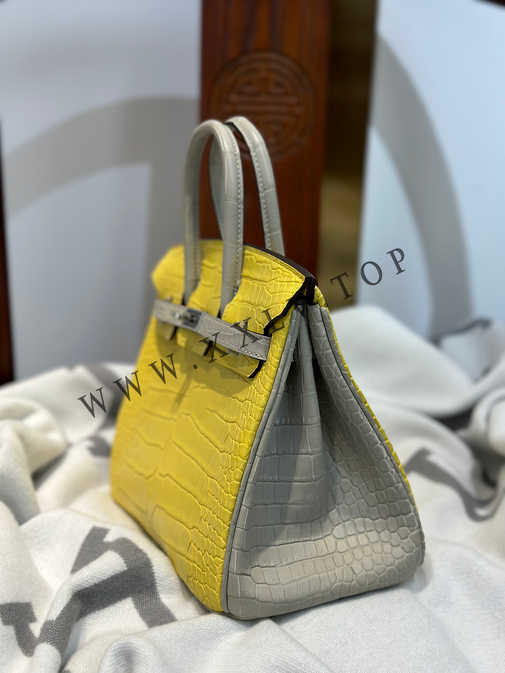 Birkin 25 (25*13*20cm)Pure hand work American alligator skin 30#35#40#all support customization - Image 4