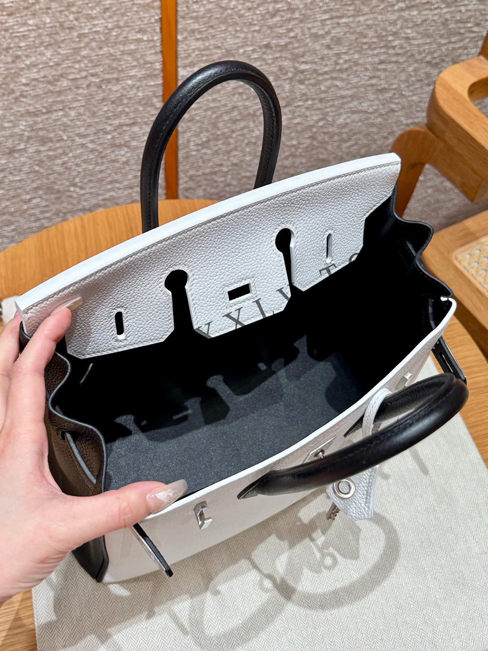 Birkin 25 (25*13*20cm)Pure hand work Inner seam TOGO leather 30#35#40#all support customization - Image 4