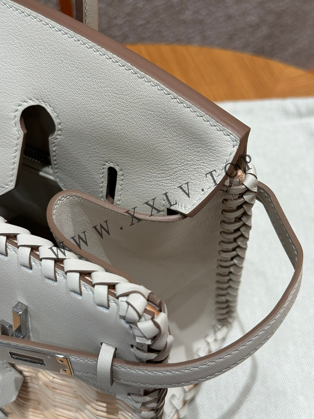 Birkin 25 Picnic bag (25*13*20cm) Pure hand work Woven bamboo frame - Image 5