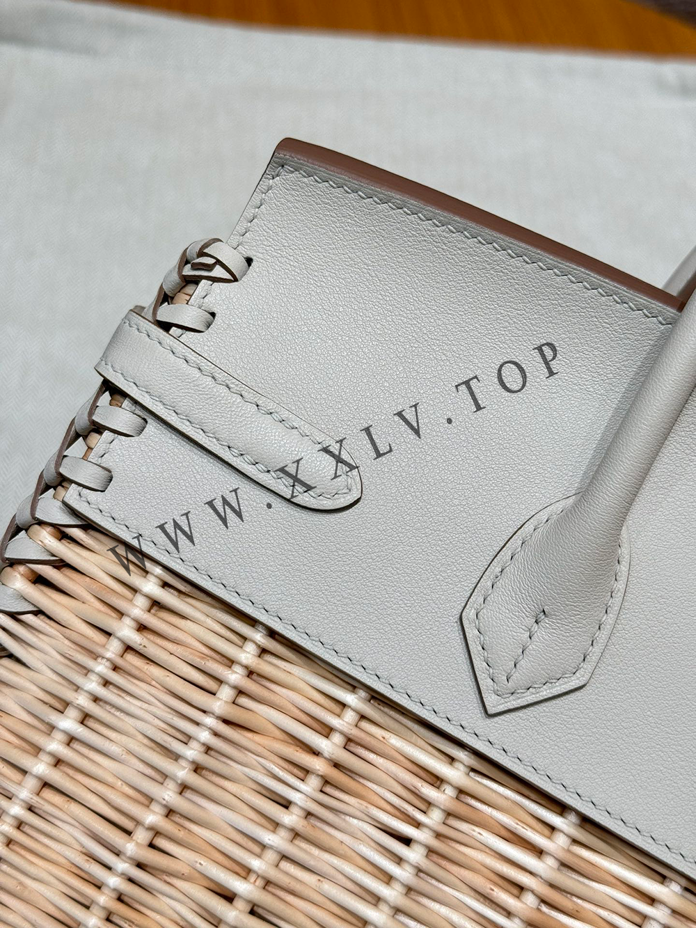 Birkin 25 Picnic bag (25*13*20cm) Pure hand work Woven bamboo frame - Image 2