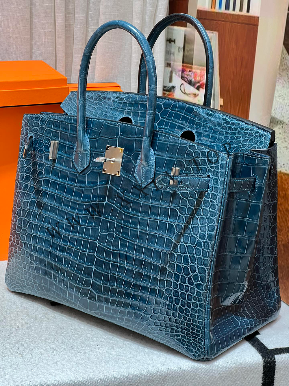 Birkin 35(35-25-18CM) Pure hand work Three pieces of skin Porosus Crocodile Other colors can be customized - Image 5