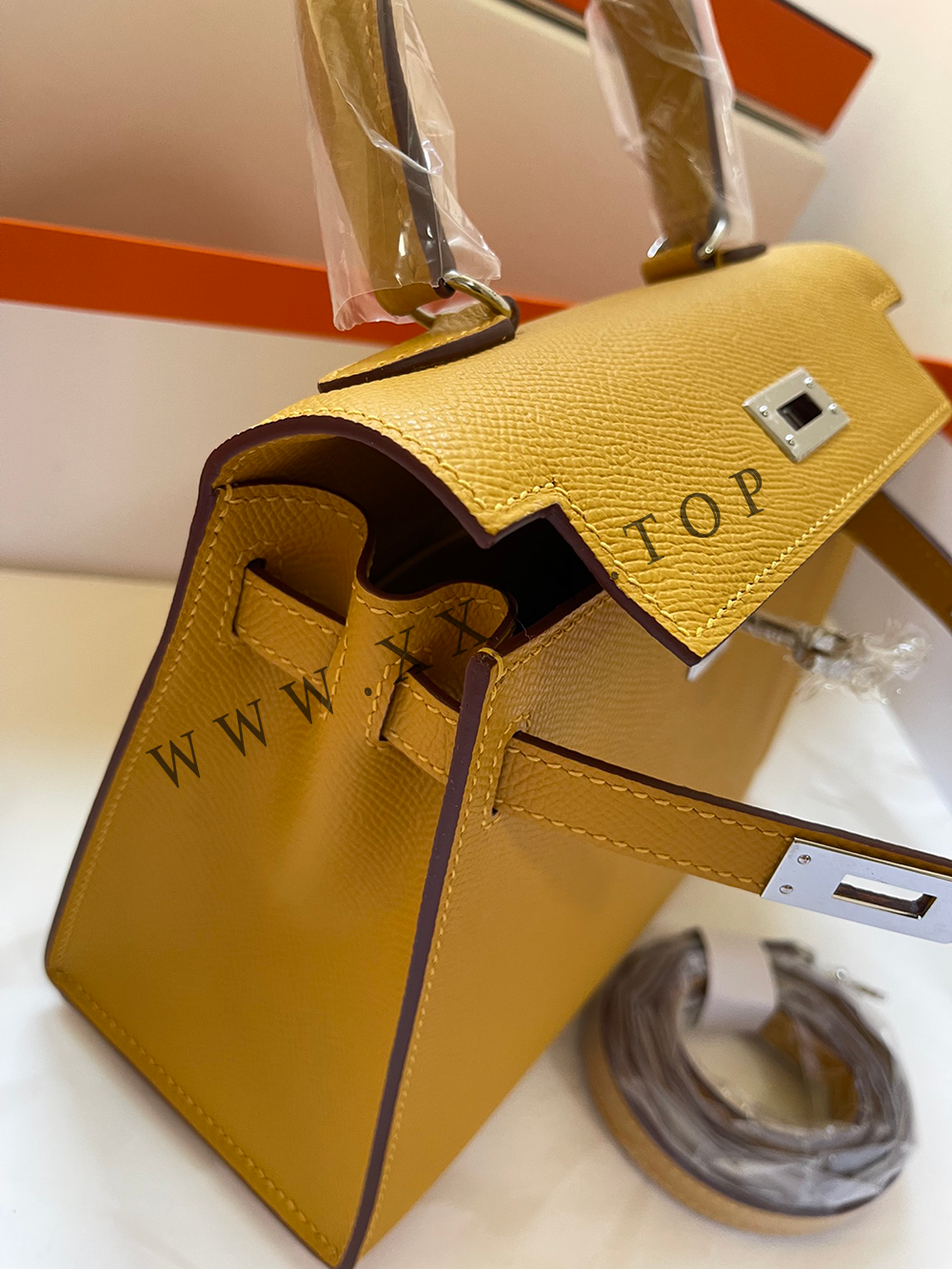 Kelly 20 (20*16*10cm) Pure hand made epsom leather - Image 6