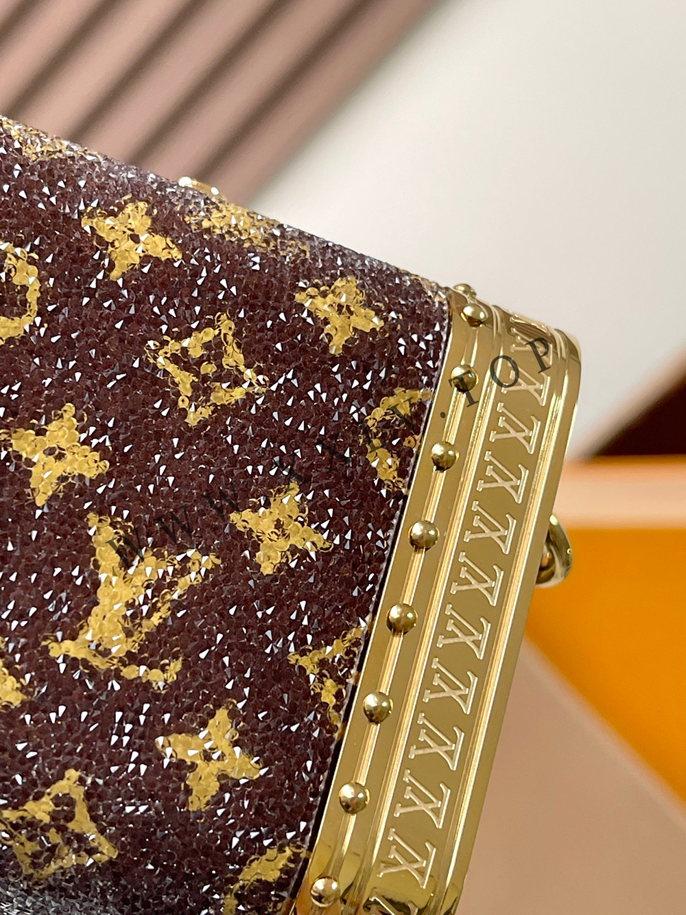 M23572 Vanity Case - Image 8