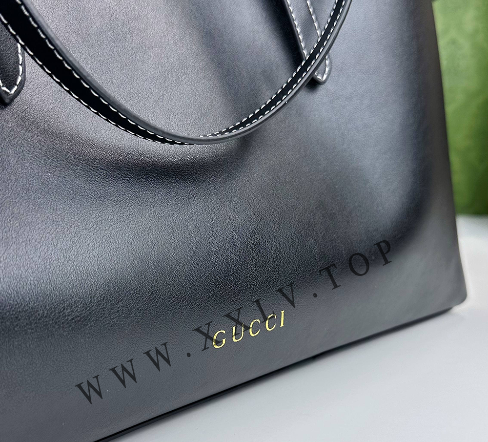 GG Emblem large tote bag 815213 Cow leather - Image 5