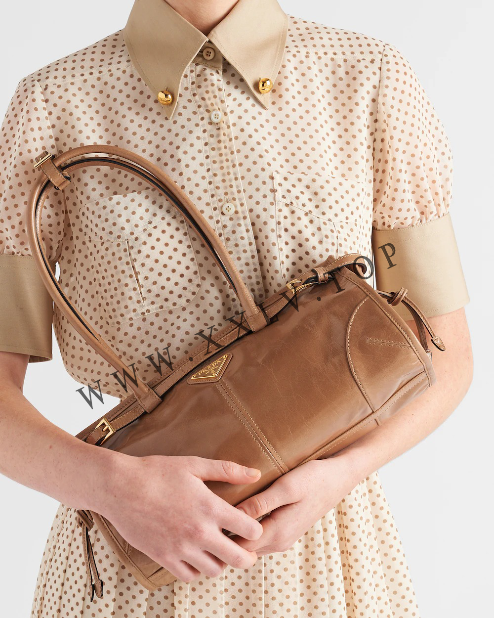 Prada Bonnie medium leather handbag - Image 4