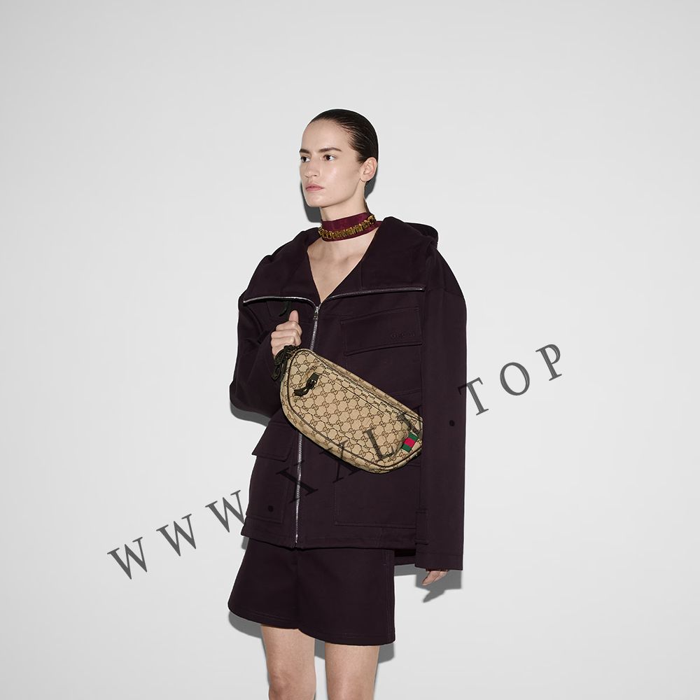 GG canvas large slingbag 802096 - Image 2