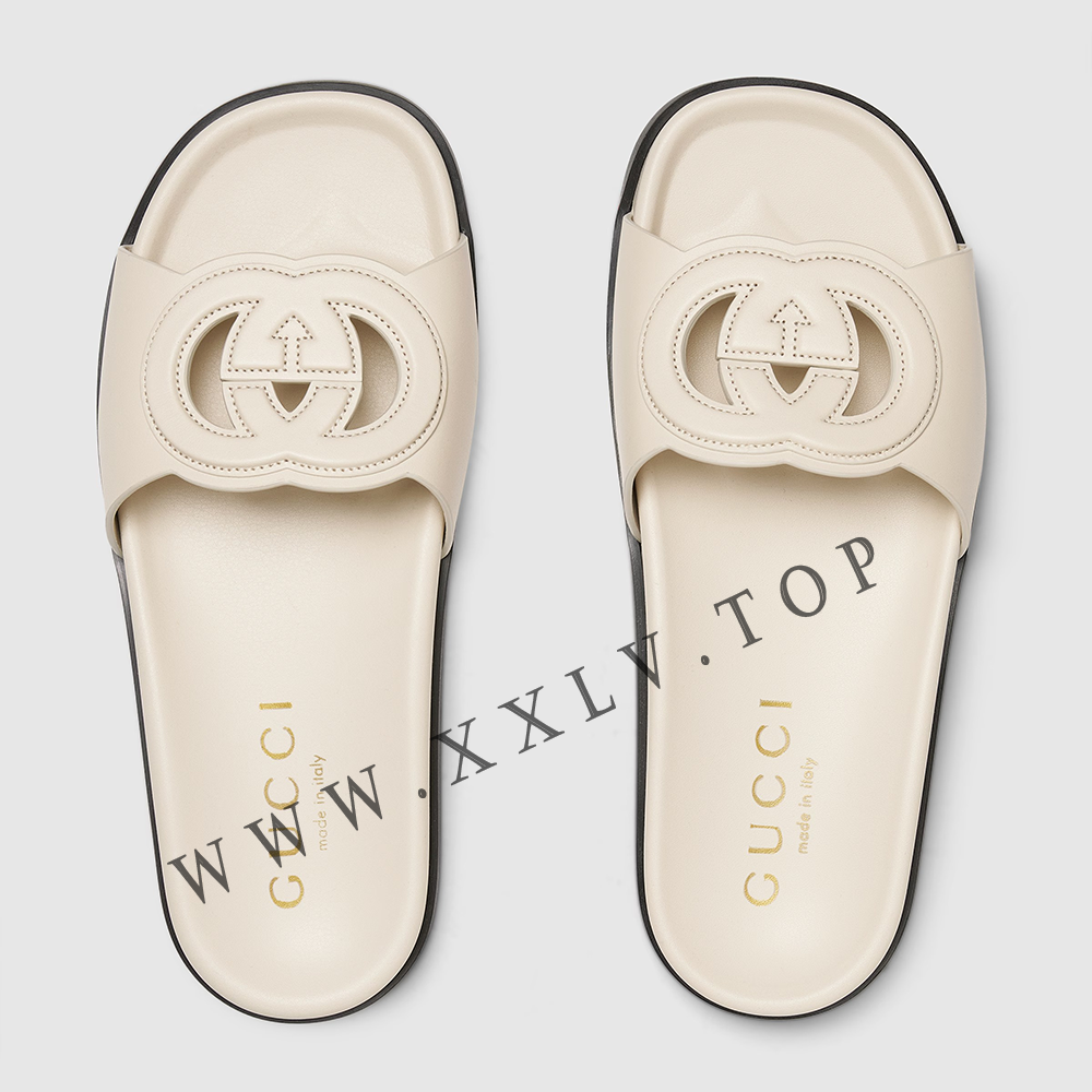 Women's Interlocking G slide sandal - Image 3