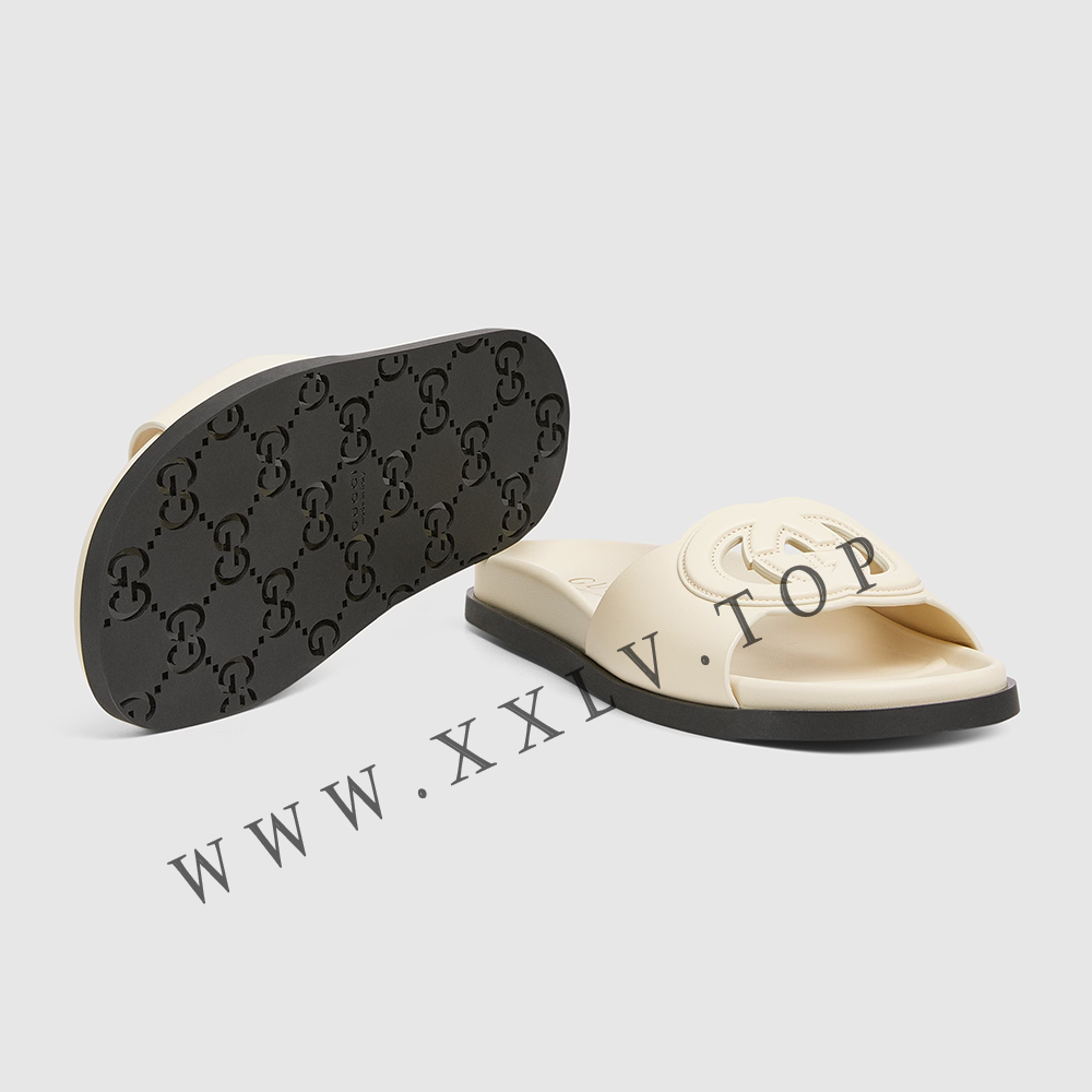 Women's Interlocking G slide sandal - Image 4