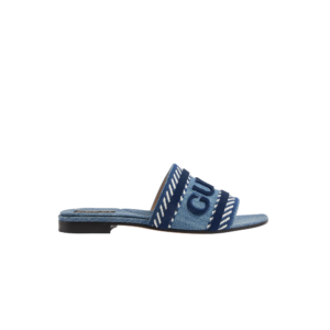 Women's slide sandal with Gucci script
