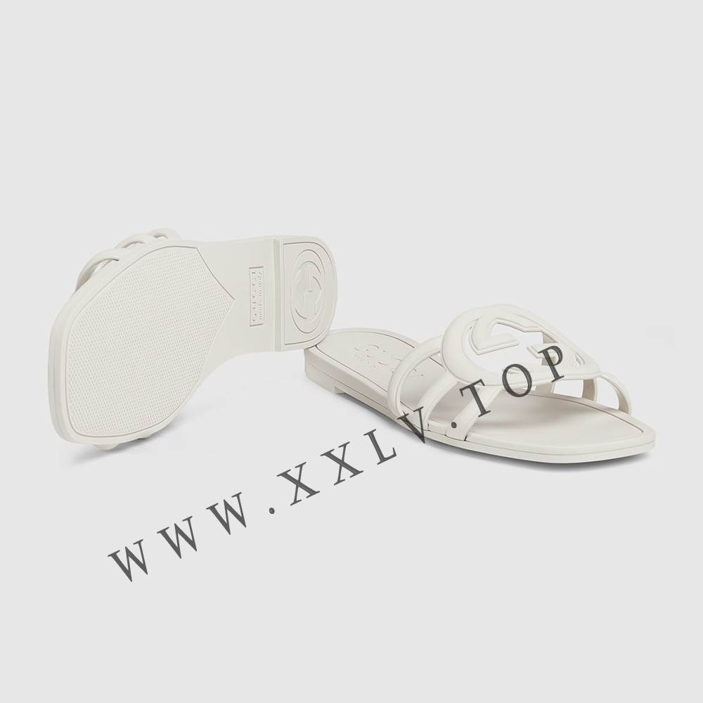 Women's Interlocking G slide sandal - Image 5