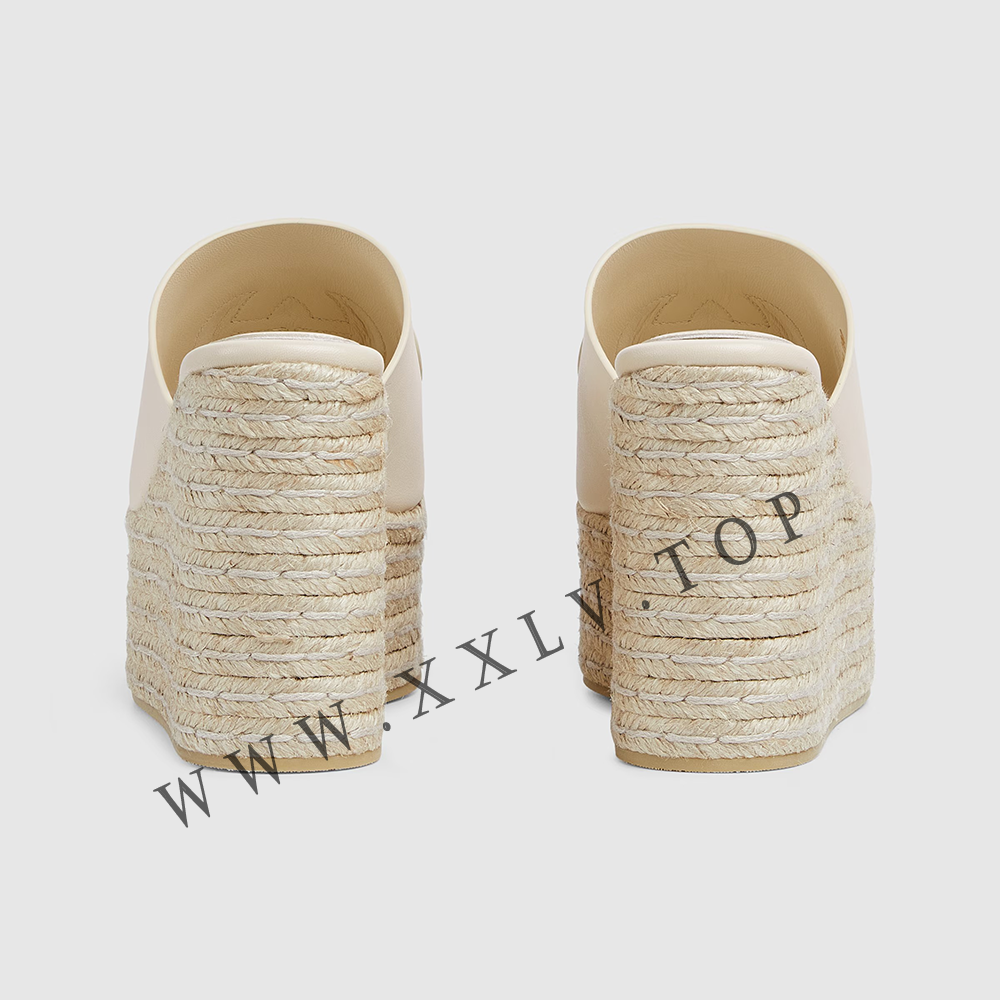 Women's Interlocking G sandal - Image 3