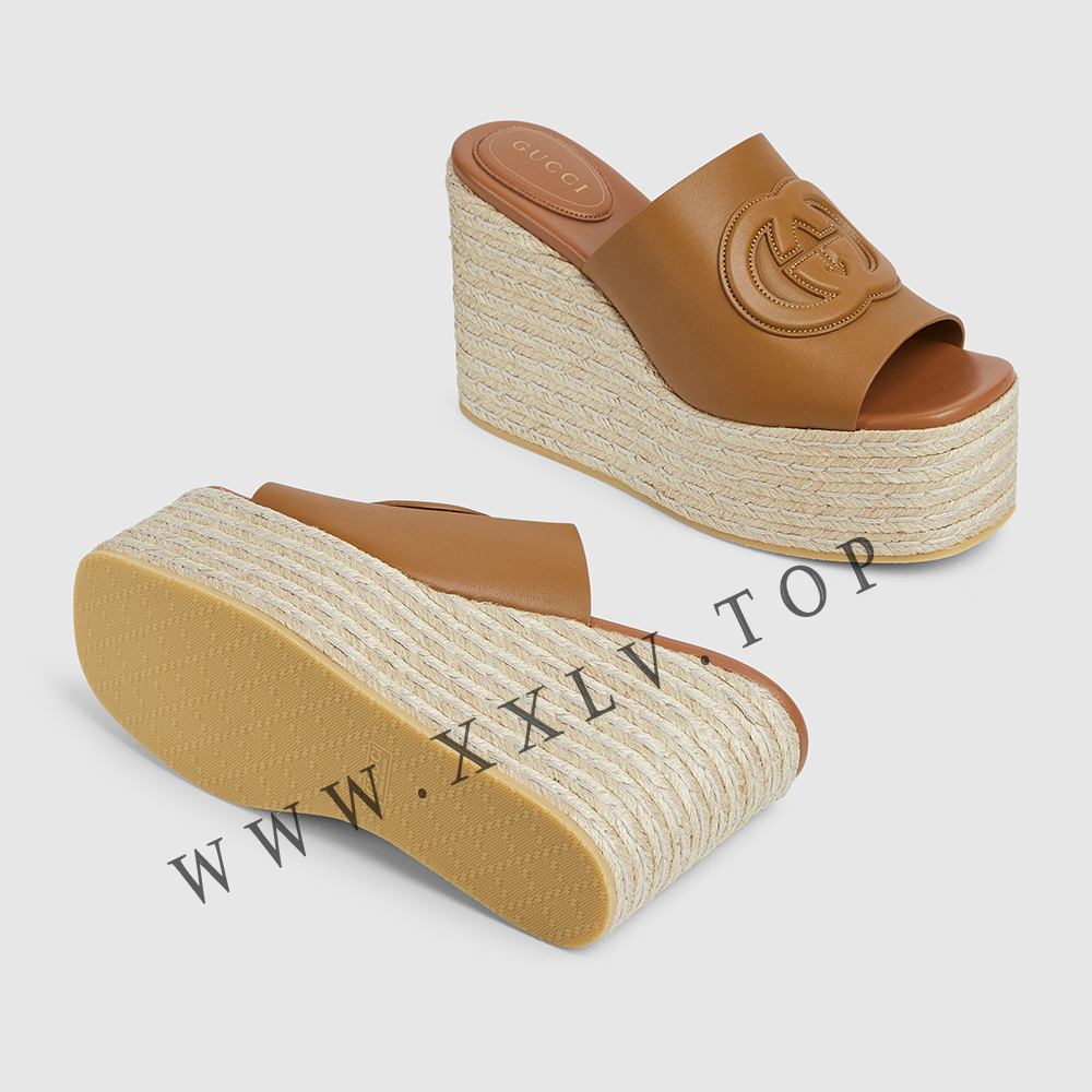 Women's Interlocking G sandal - Image 4