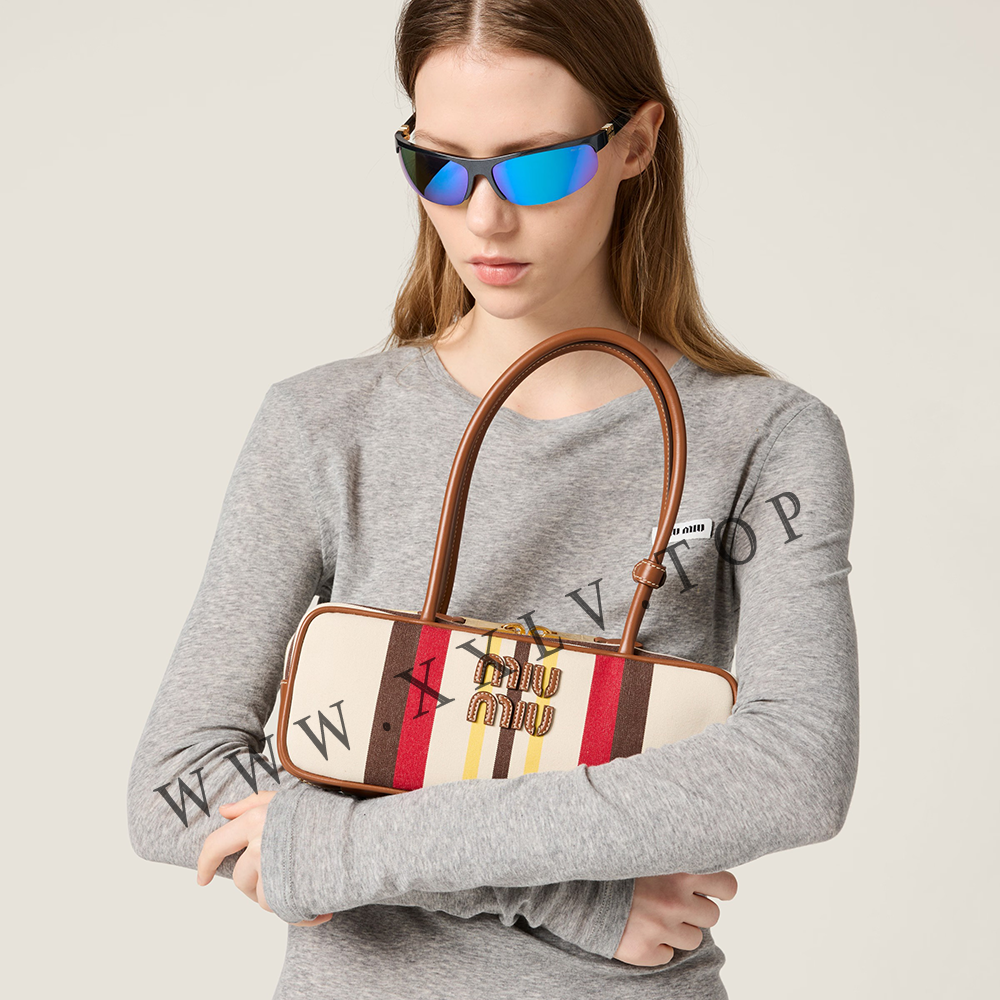 Beau canvas and leather bag - Image 4