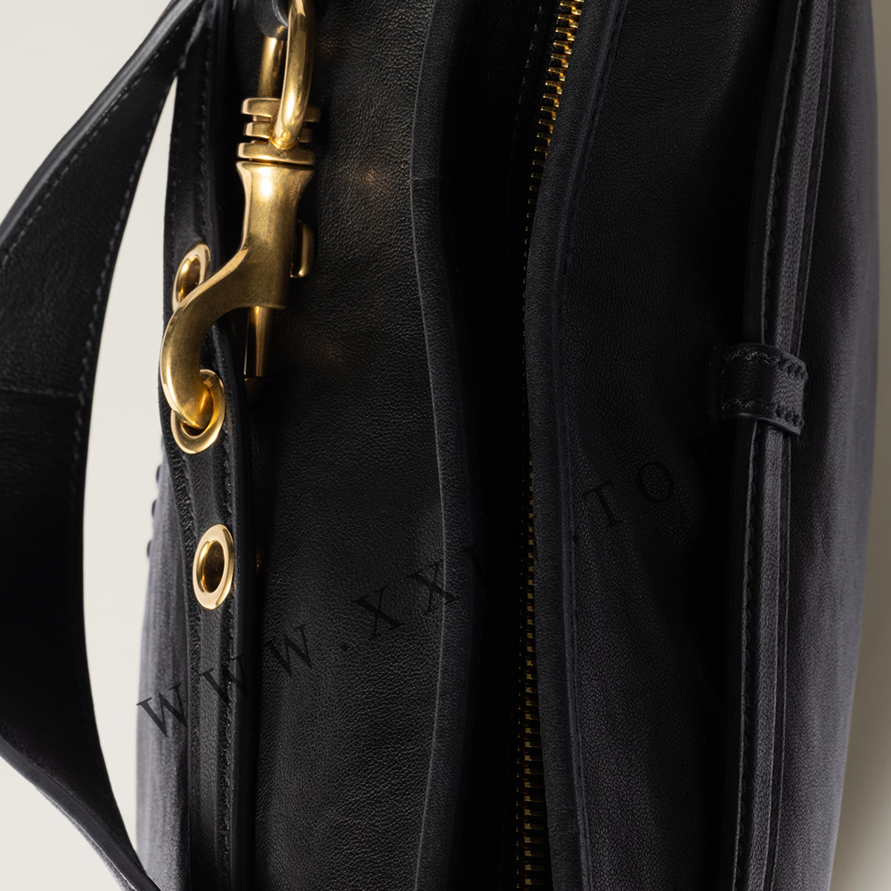 Aventure nappa leather bag medium - Image 2