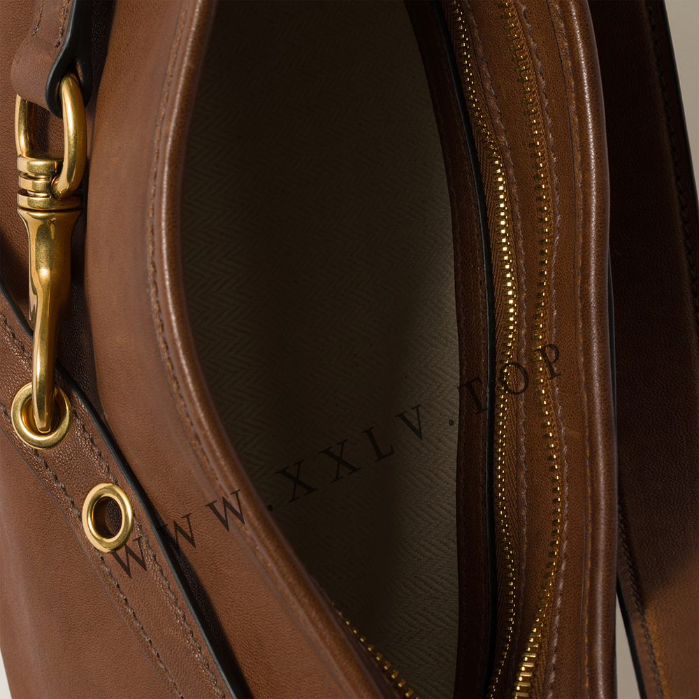 Aventure nappa leather bag - Image 5