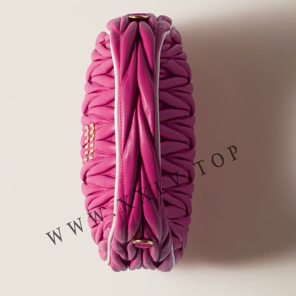 Wander matelassé nappa leather bag - Image 2