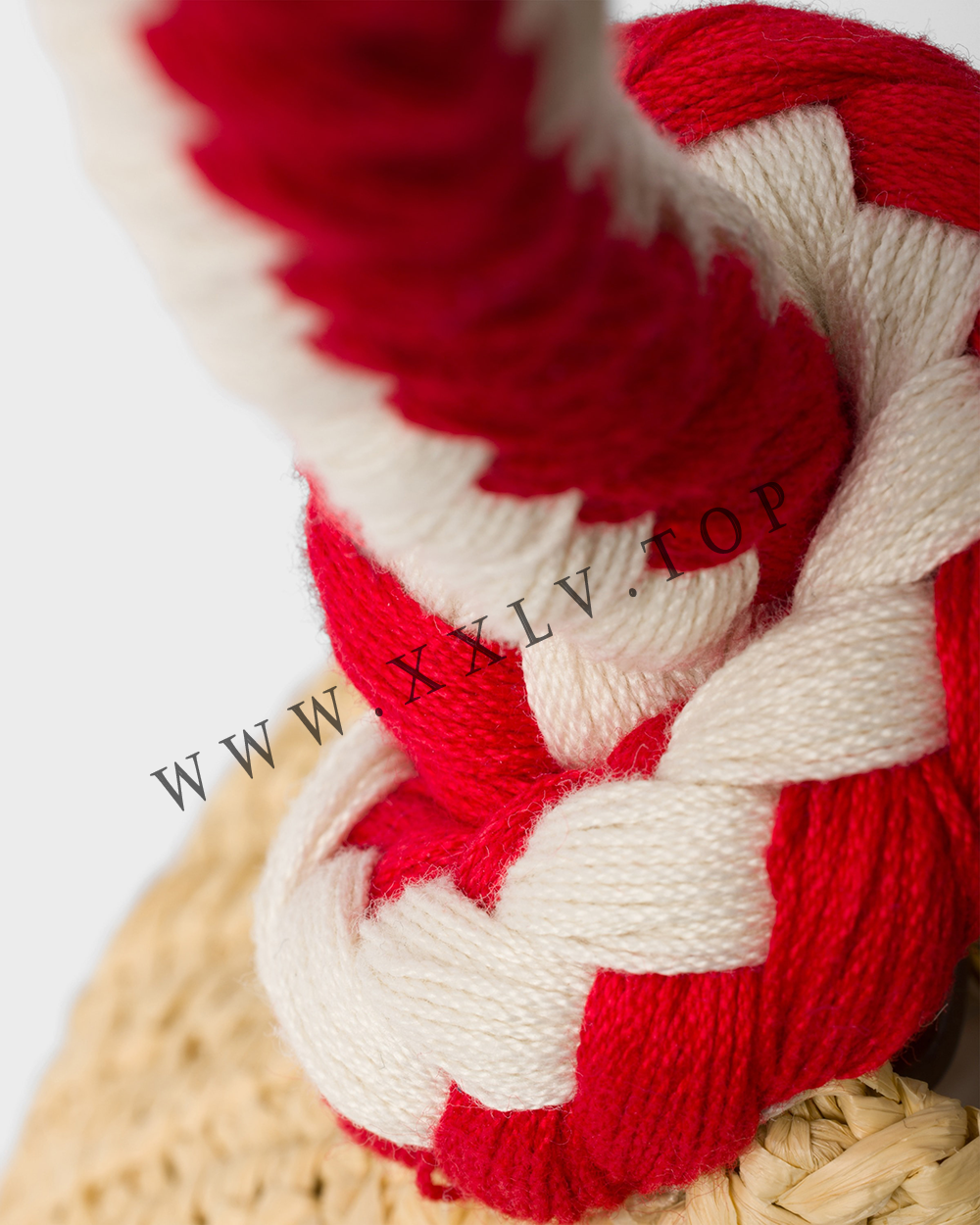 Crochet mini bucket bag - Image 4