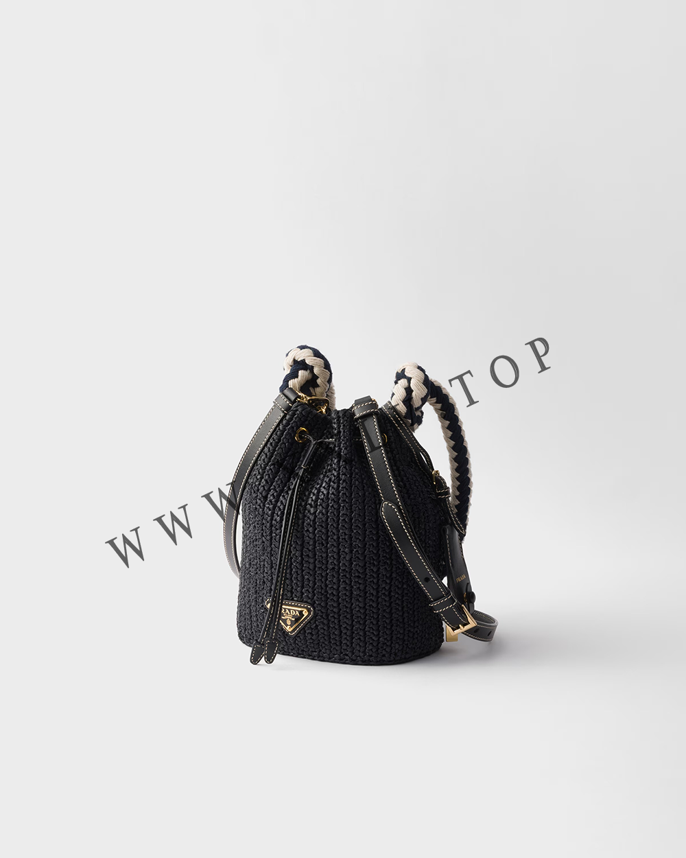 Crochet mini bucket bag - Image 5