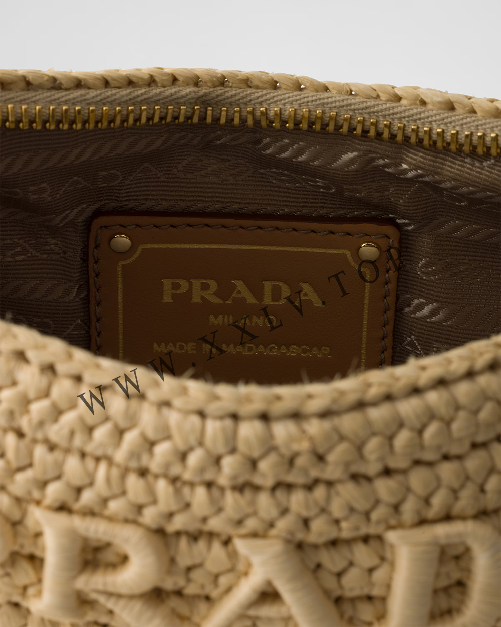 Prada Arqué crochet shoulder bag - Image 4