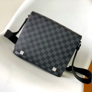 N41028 size 25cmX22cmX8cm,