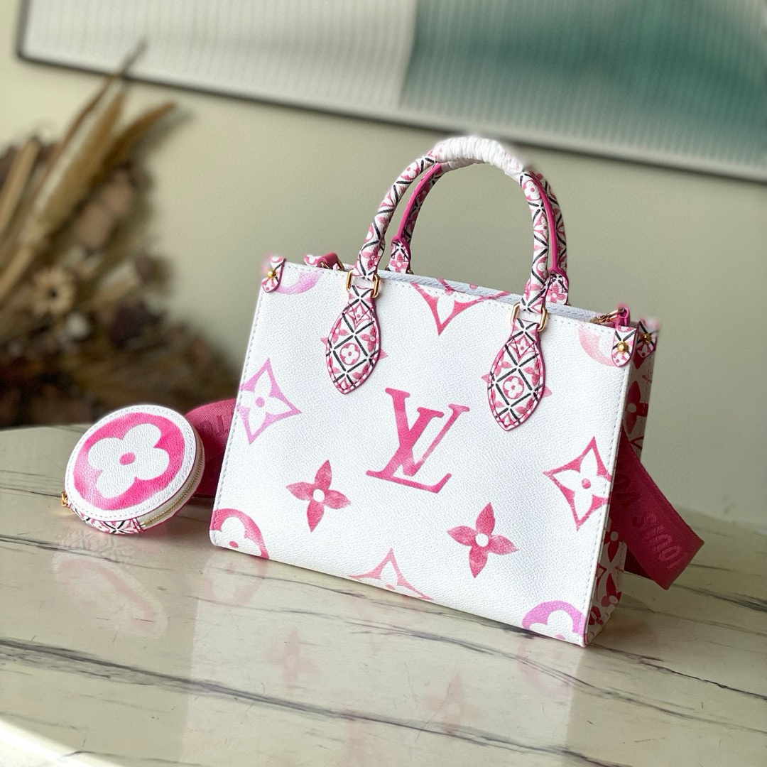 M22976 OnTheGo sizeļ¼25 x 19 x 11.5 cm