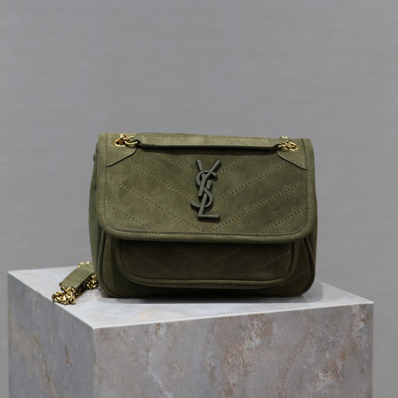 niki baby in grained lambskin