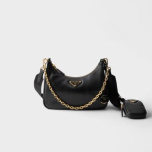 Prada Re-Edition 2005 leather bag