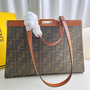 peekaboo x tote size: 40*12*29cm. model number: 1819