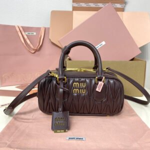 Arcadie matelassé nappa leather bag