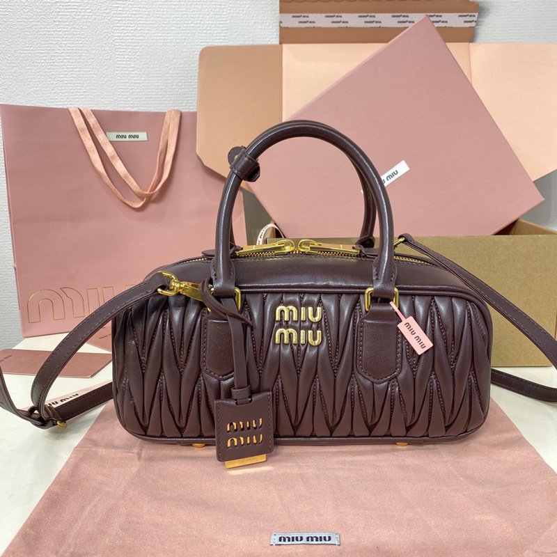 Arcadie matelassé nappa leather bag