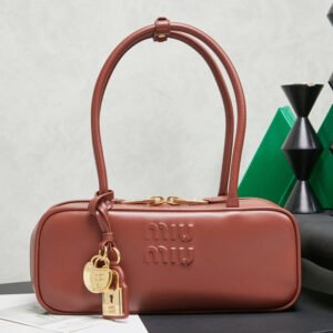 Beau leather bag