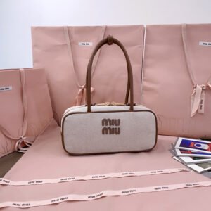 Beau leather bag