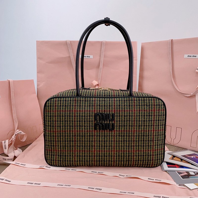 Leather Beau bag